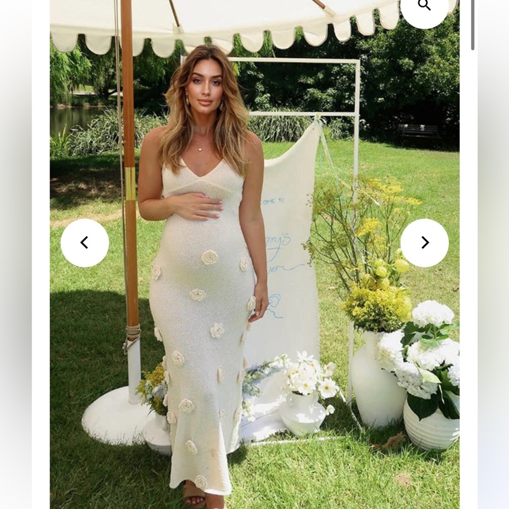 Moonhouse Elegant Cream Maxi Dress - Picture 3 of 6